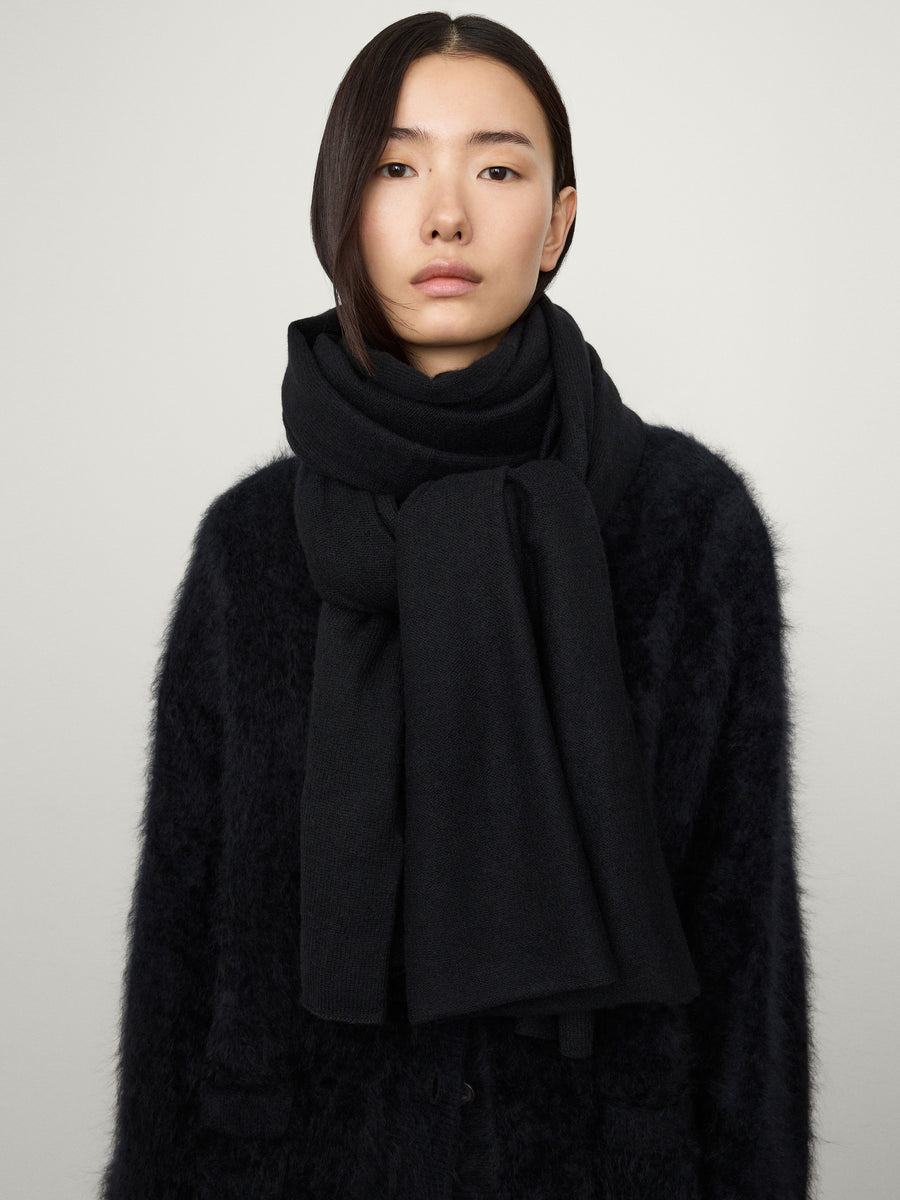 401529_401529BL_Paris_Scarf_Bl