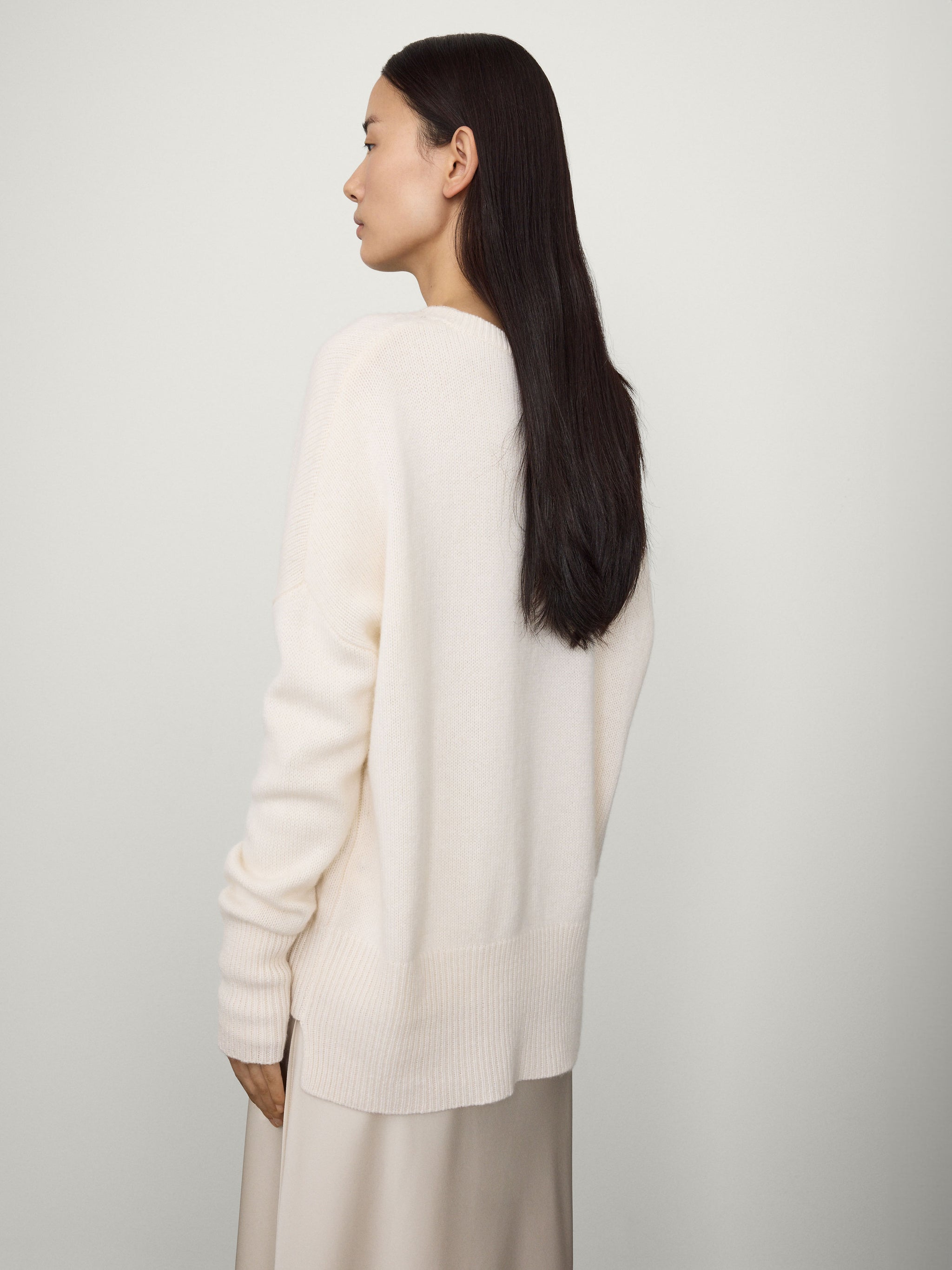 The Mila Sweater – LISA YANG