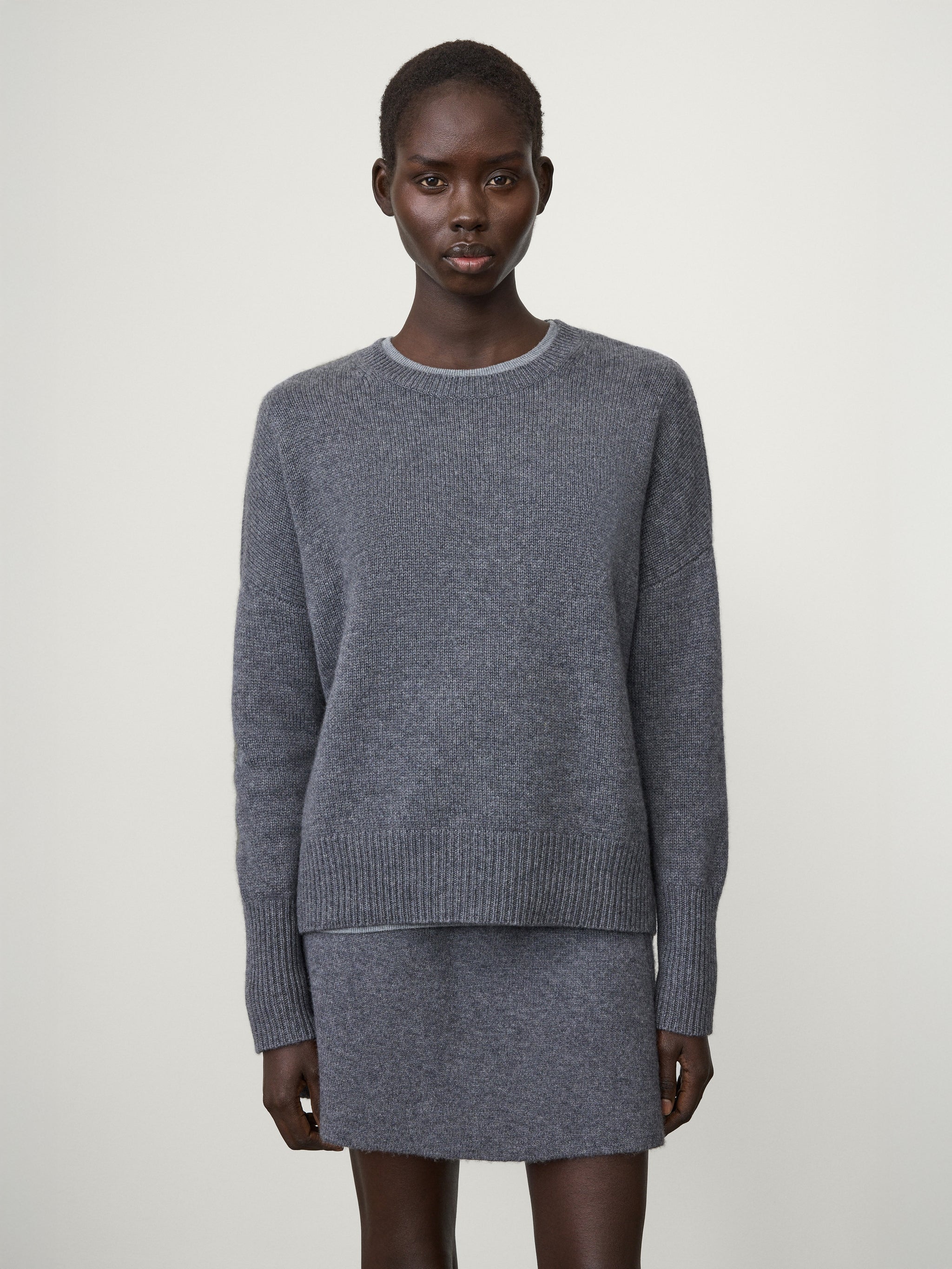 The Mila Sweater – LISA YANG