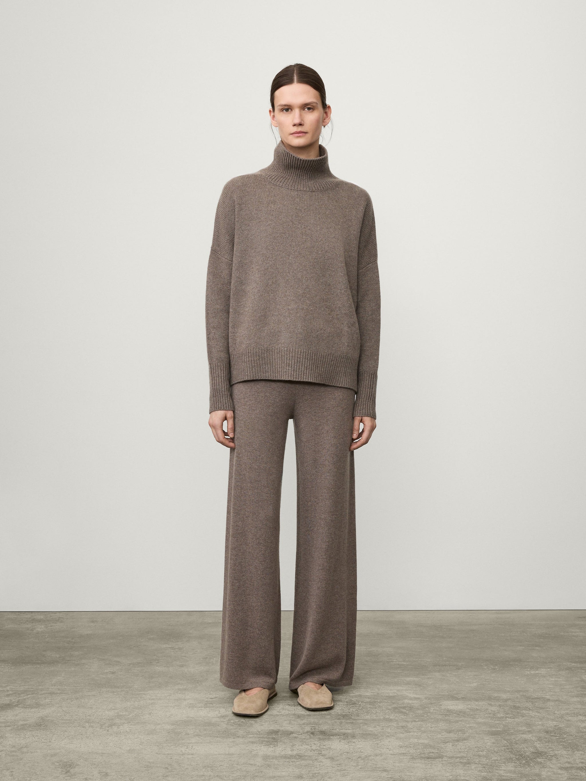 The Heidi Sweater – LISA YANG