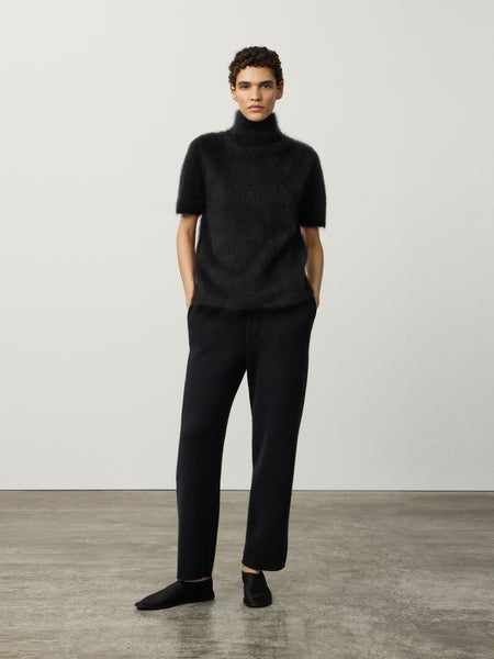 2024240_Madelene_Tshirt_Black_