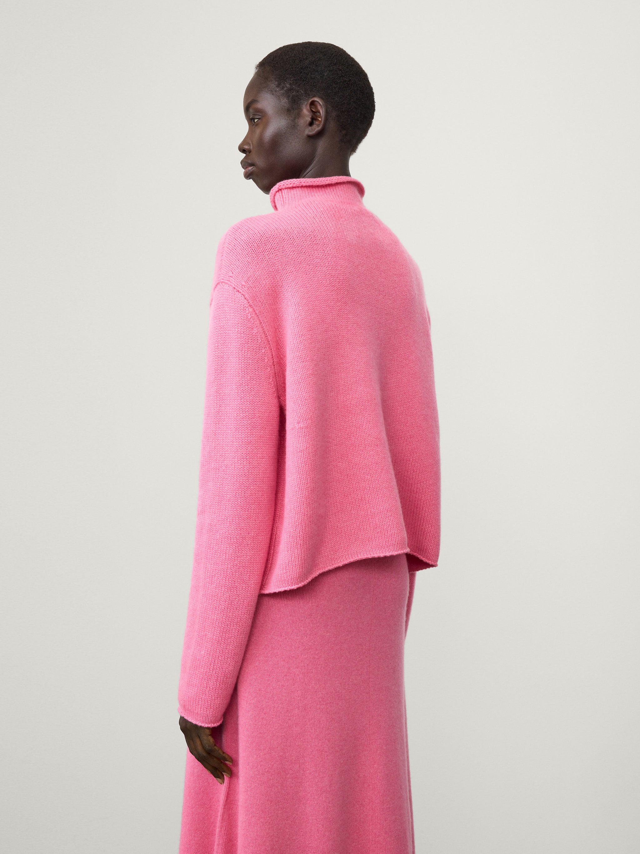 The Nelsie Sweater – LISA YANG