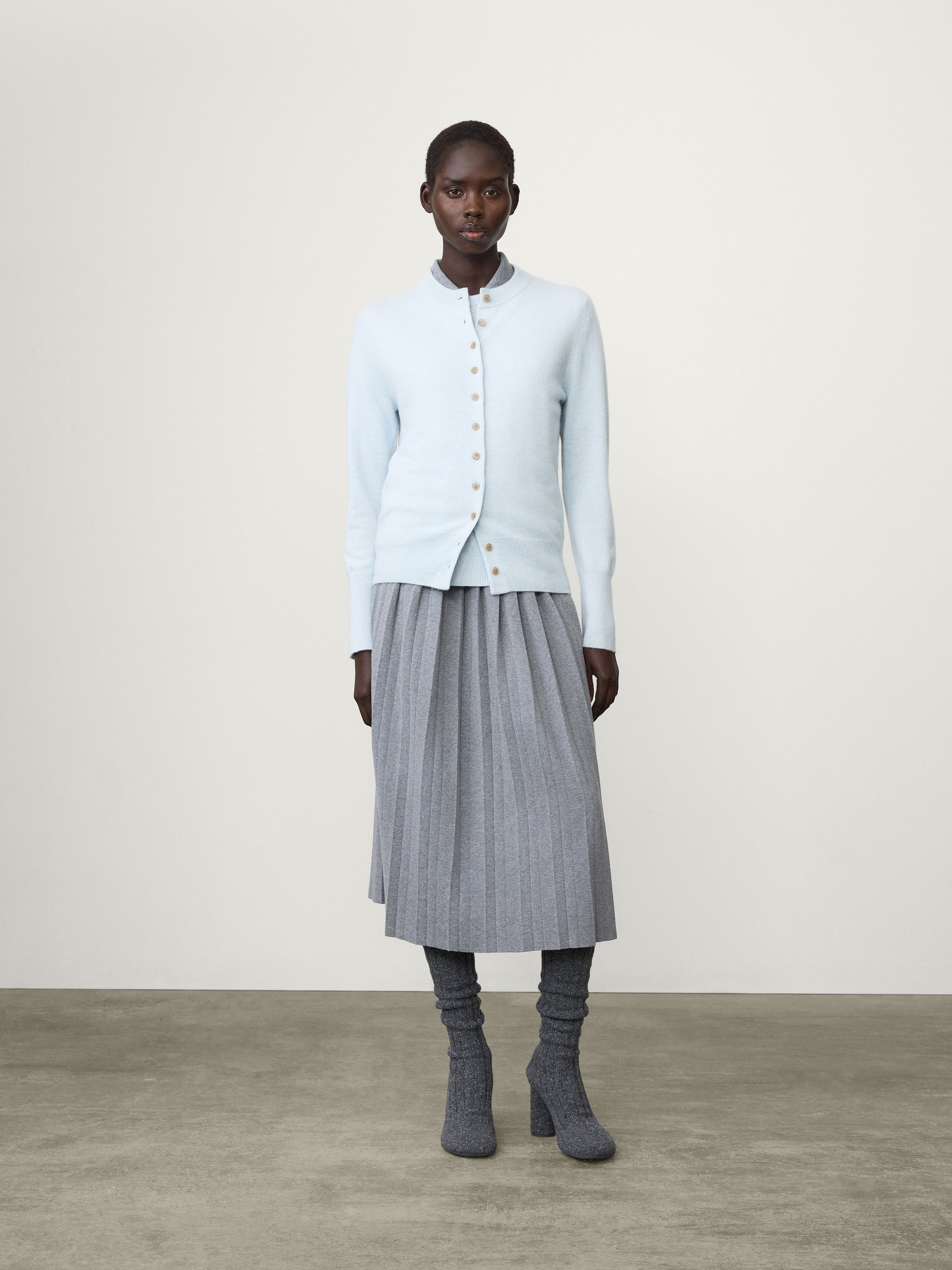 【関税込み】LISA YANG オフホワイト Annalike カーディガン Lisa Yang Kristin カーディガン | ホワイト | FARFETCH JP