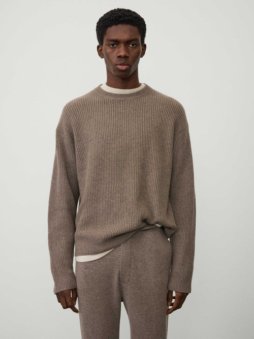 The William Sweater