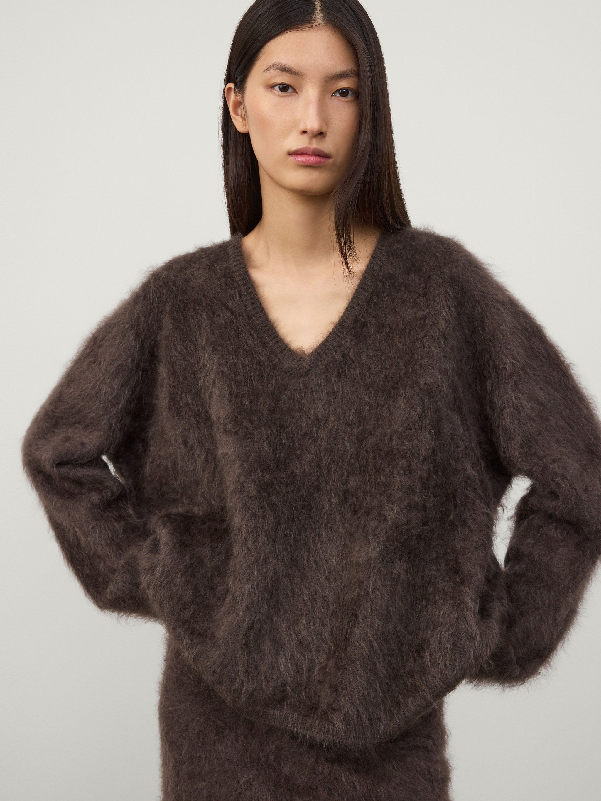 The Margareta Sweater – LISA YANG