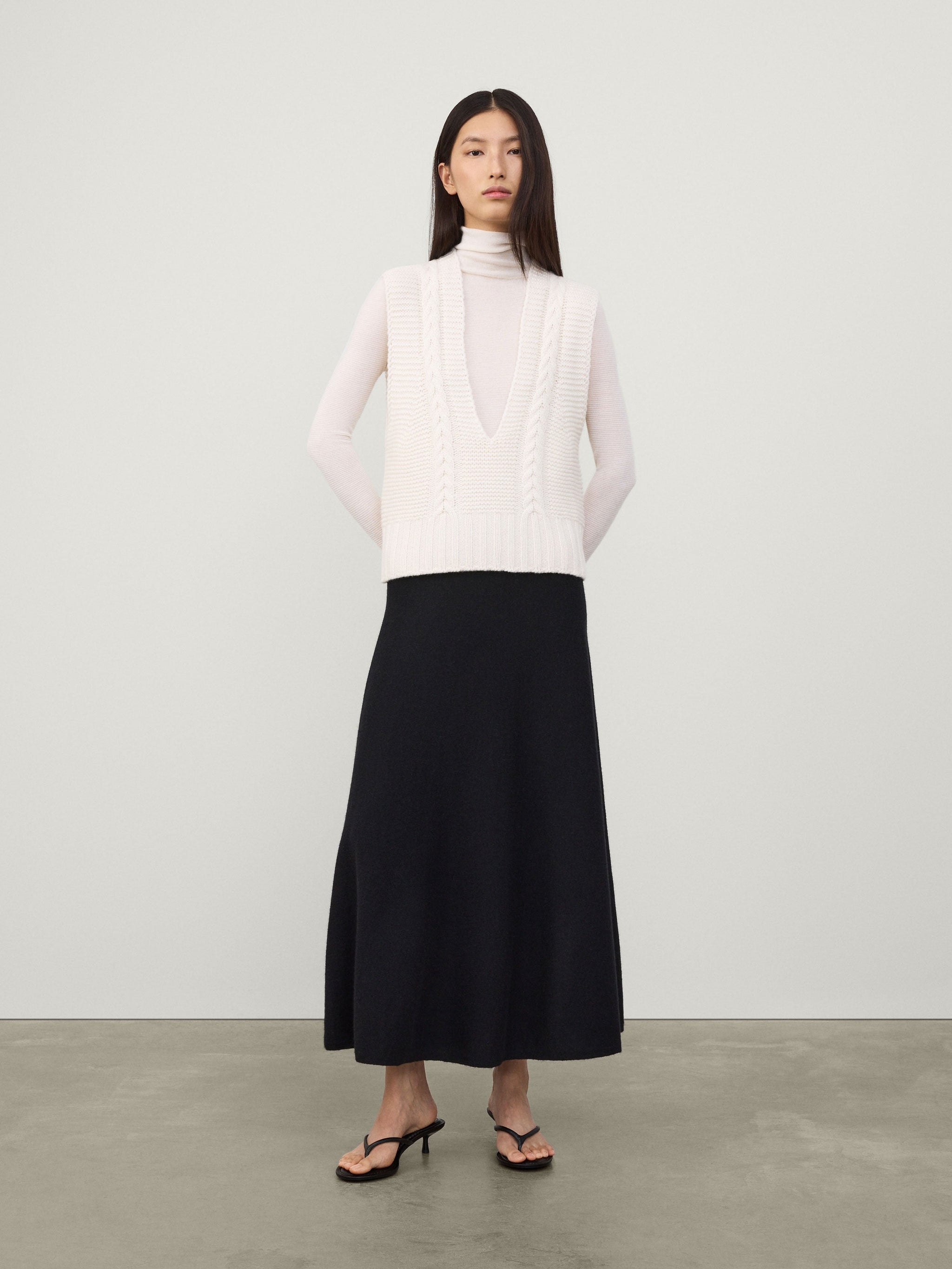 LISAYANG_AW25_CAPSULE_SALLIE_V