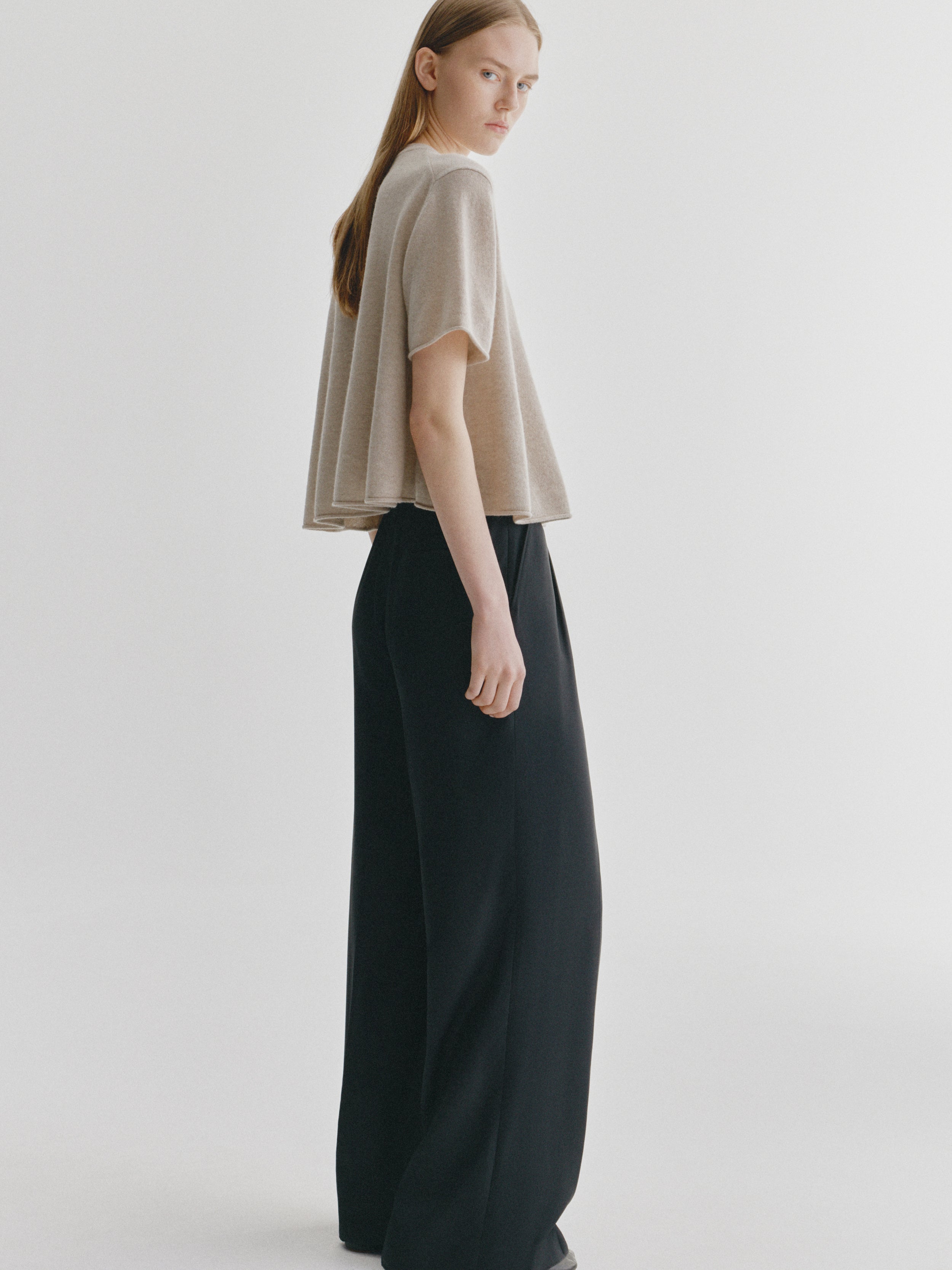 LISA YANG Official Website | A Complete Cashmere Wardrobe