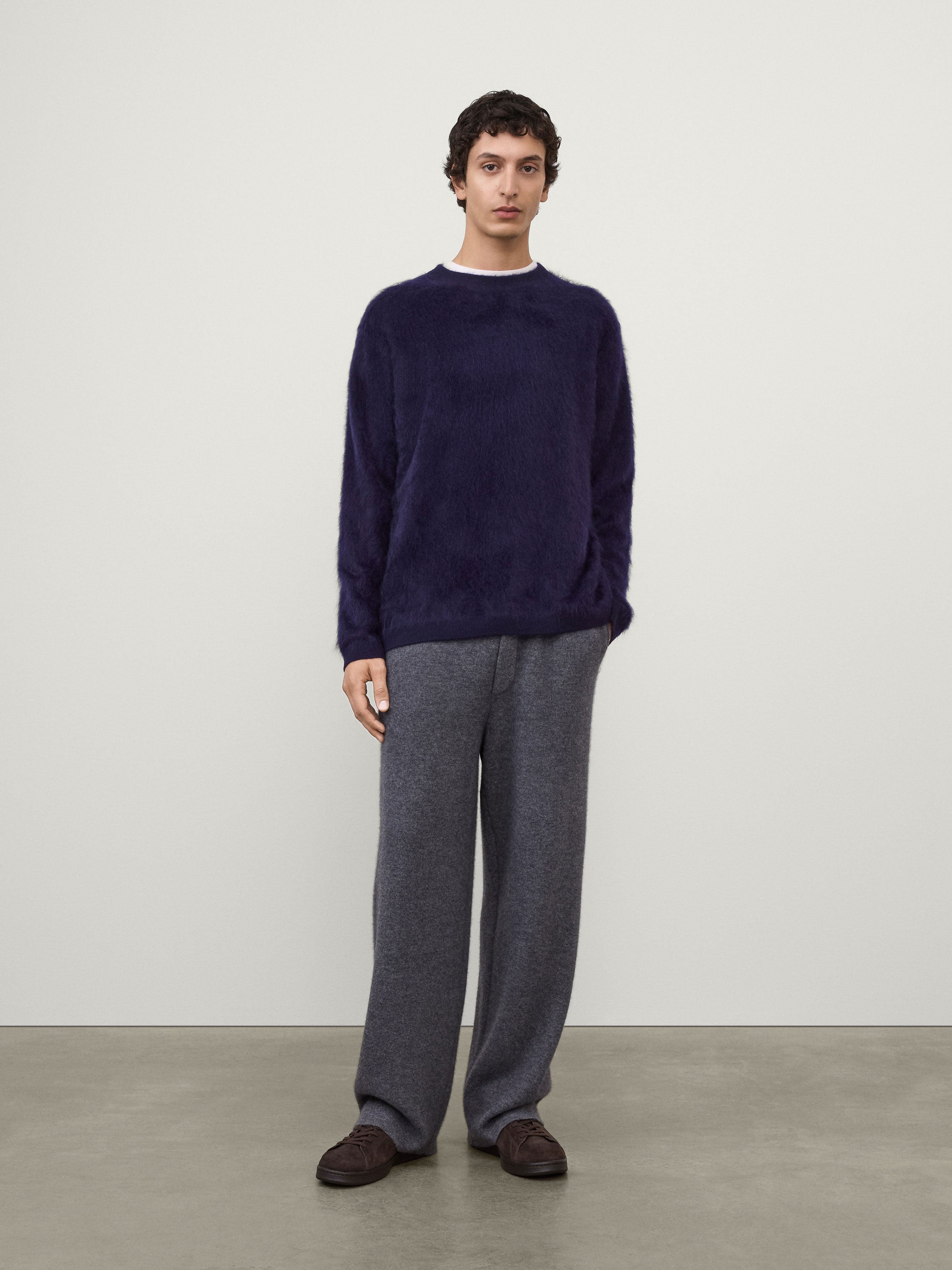 FW49 ブルーラウンドネックセーター CREW NECK SPRING SWEATER | TFW49（ティーエフダブリュー）Official