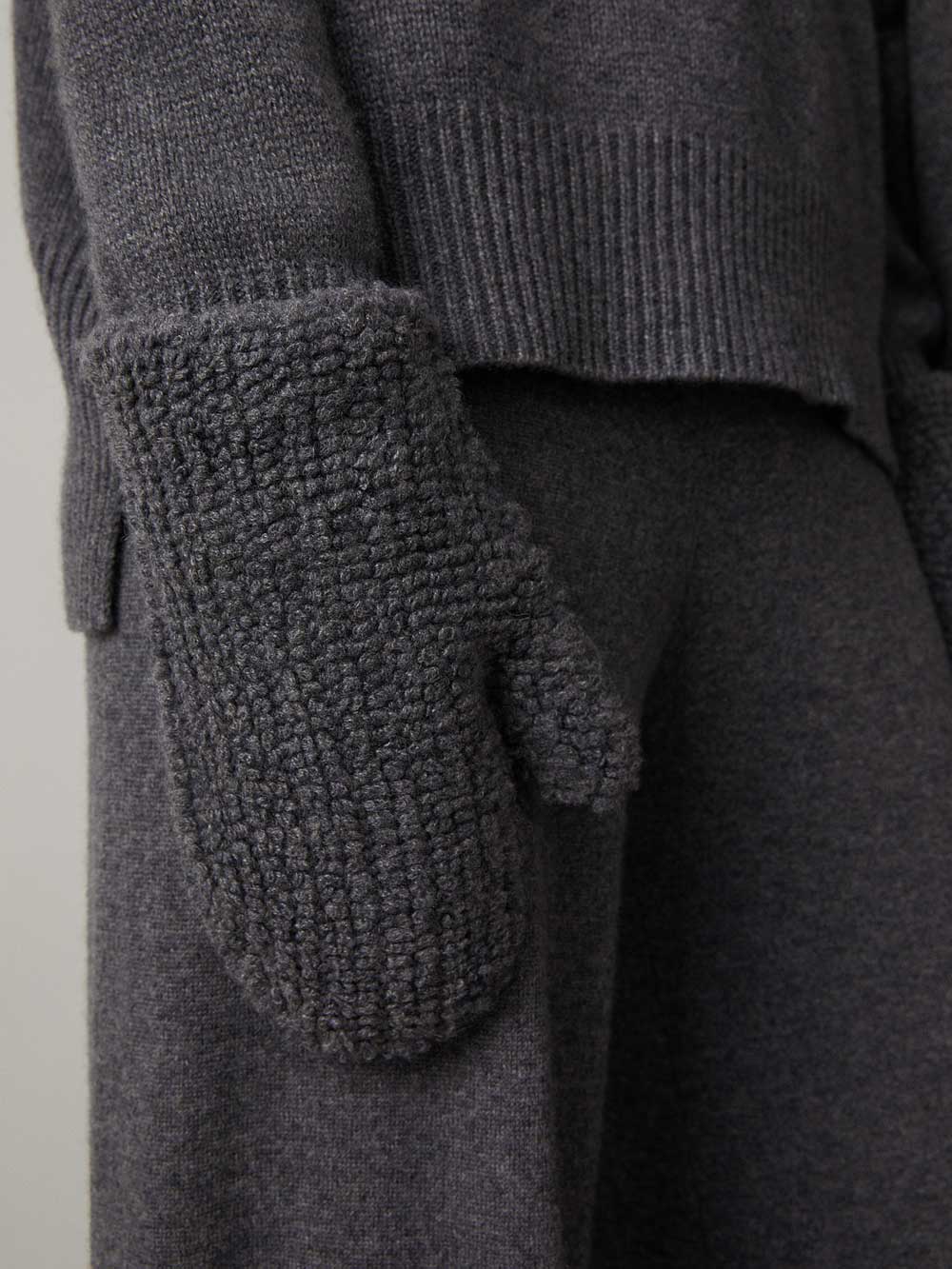 Mittens & Arm Warmers – LISA YANG