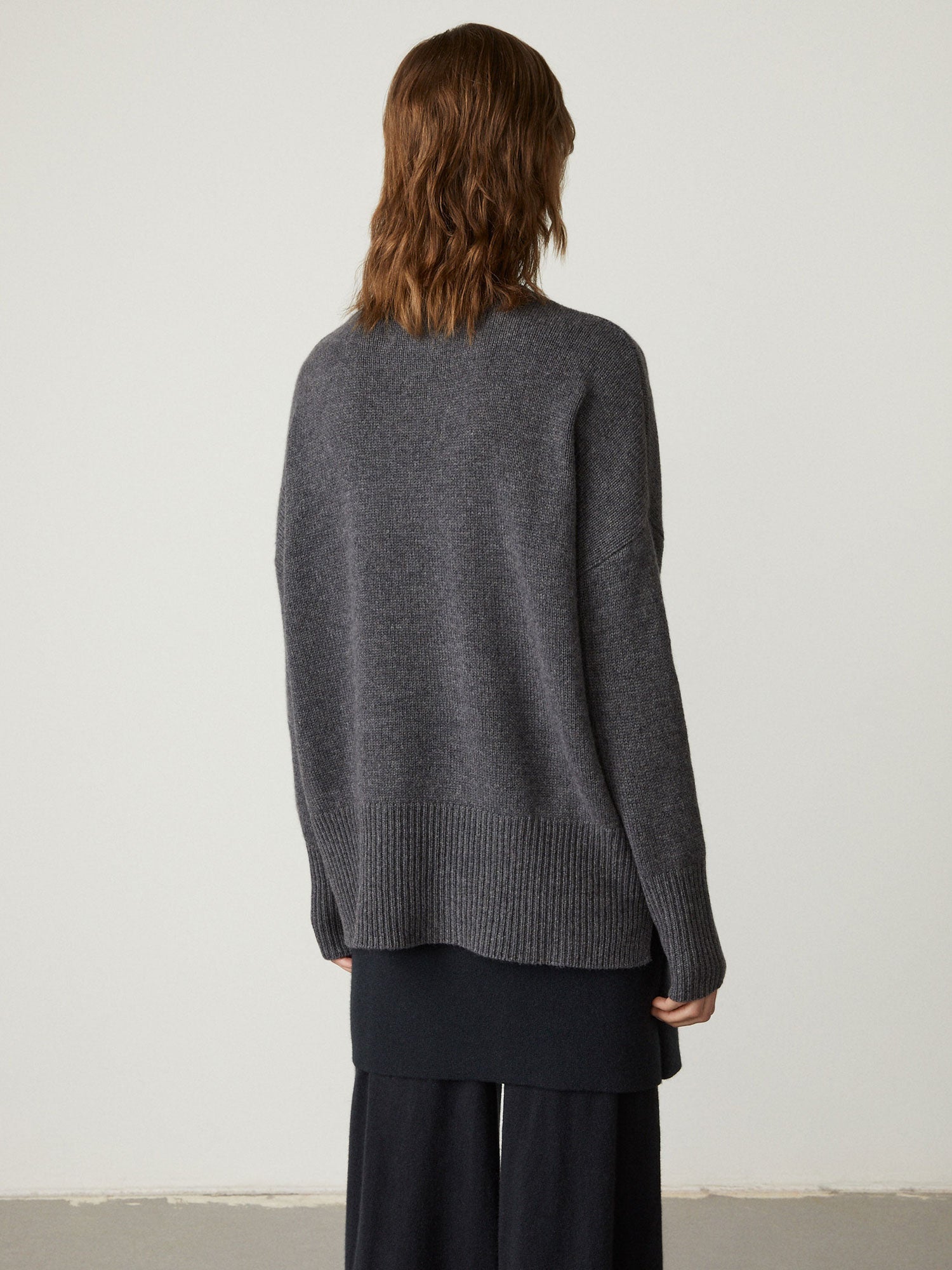 The Mila Sweater – LISA YANG